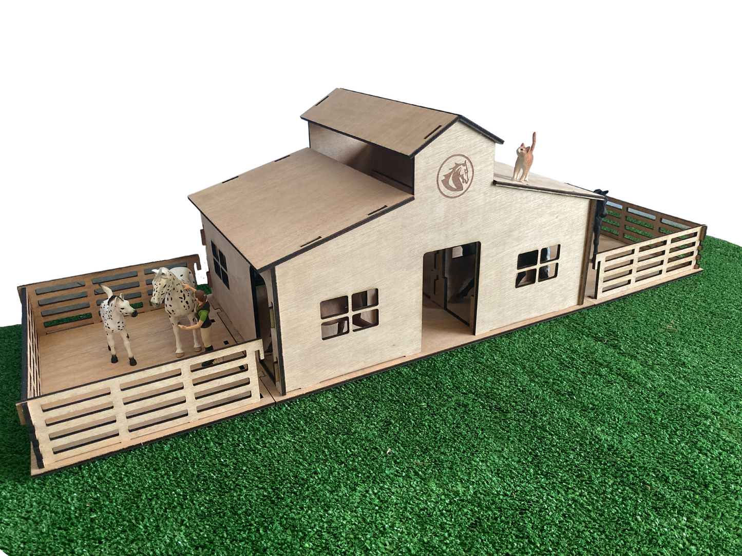 Toy Deluxe Stable Yard Plus